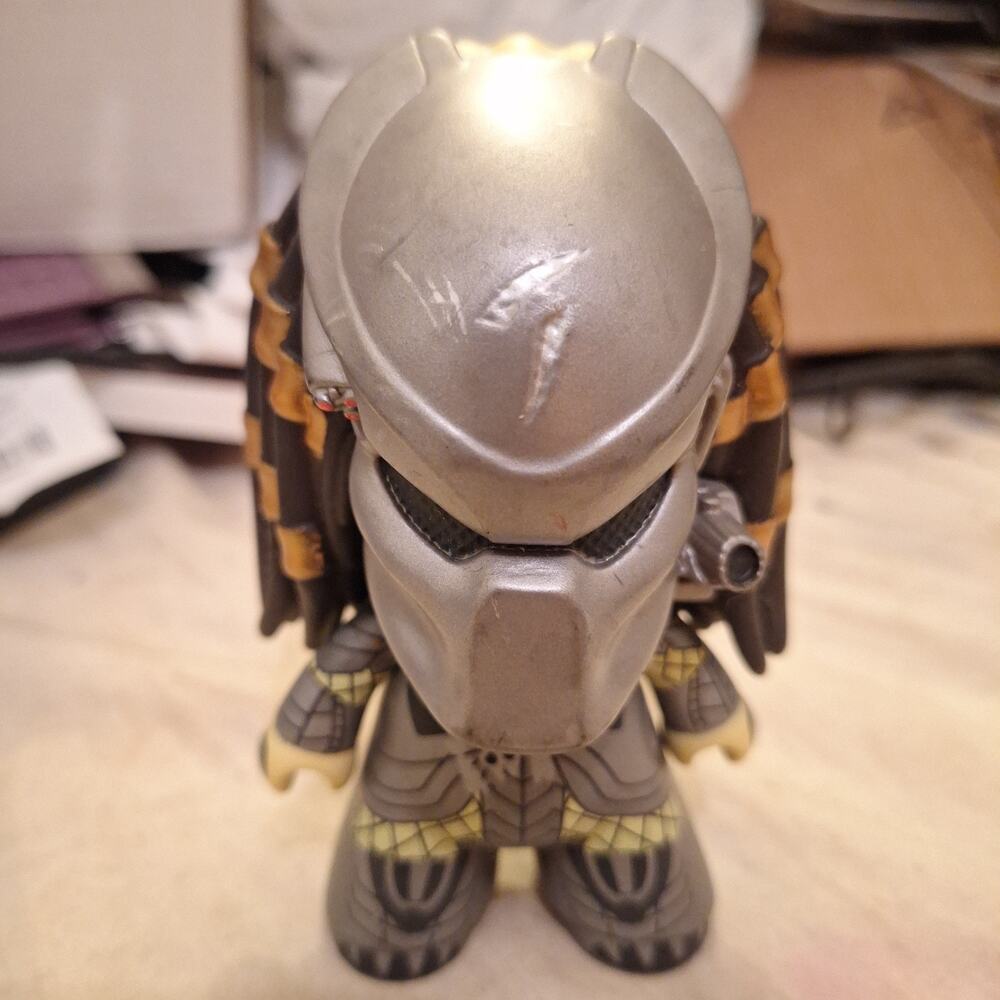 Predator Titans Vinyl Figure AVP 2015 Loot Crate Exclusive Alien vs. Predator